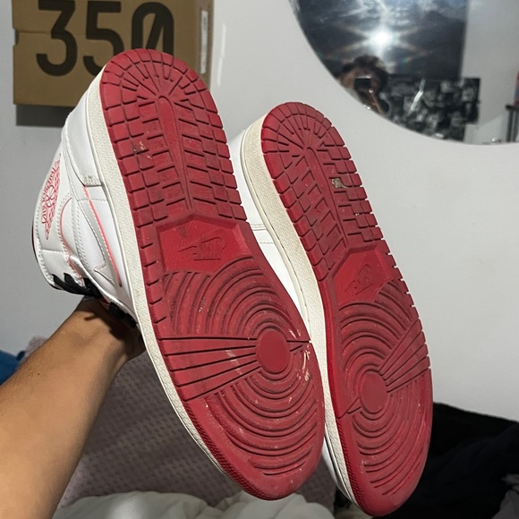 Jordan 1 Retro Mid White Gym Red Black - Picture 3 of 7